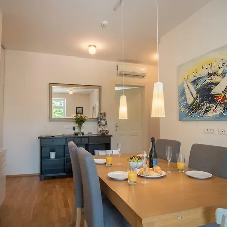 Luxury Central * Λιουμπλιάνα